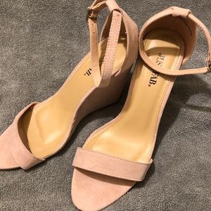 Blush pink wedges